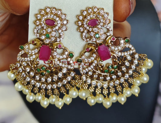 GRAND STONE EARRINGS WITH RUBIES AND DROPPING PEARLS