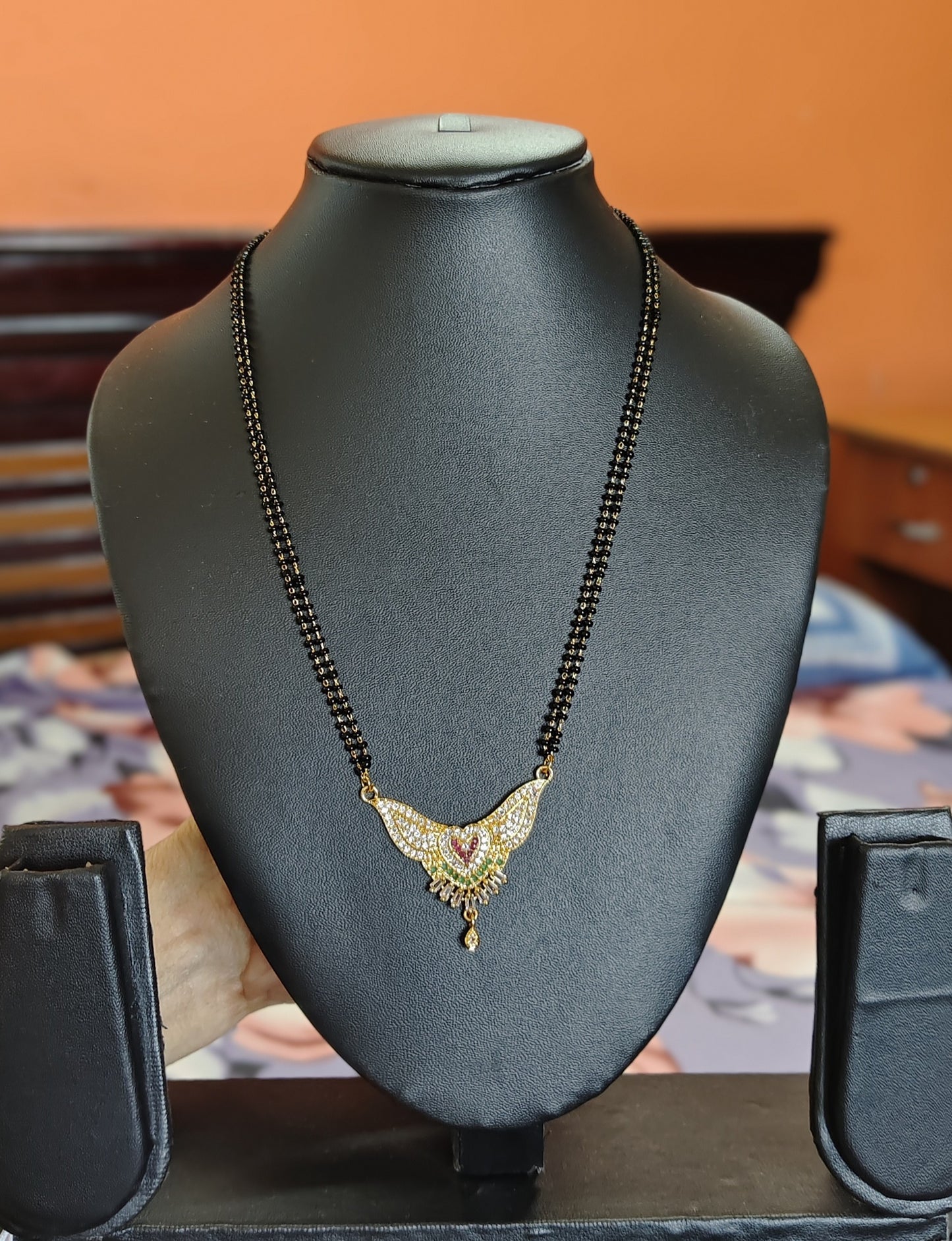 SHORT DOUBLE LAYER BLACKBEADS CHAIN WITH STUNNING CZ STONE DOLLAR