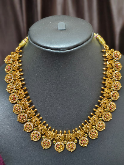 SHORT BOTTU MALA