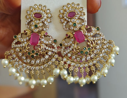 GRAND STONE EARRINGS WITH RUBIES AND DROPPING PEARLS