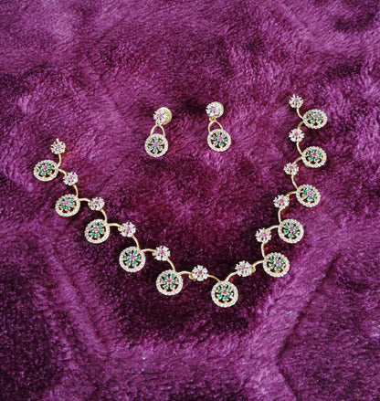 TWINING HEXAGON SHAPE NECKSET
